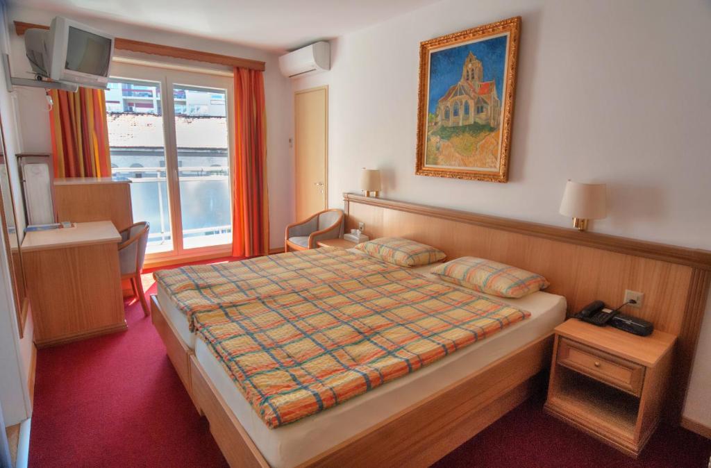 Hotel Dischma - Free Bus And Train Ticket Paradiso Rom bilde