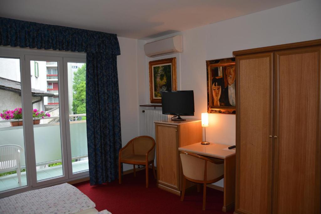 Hotel Dischma - Free Bus And Train Ticket Paradiso Rom bilde