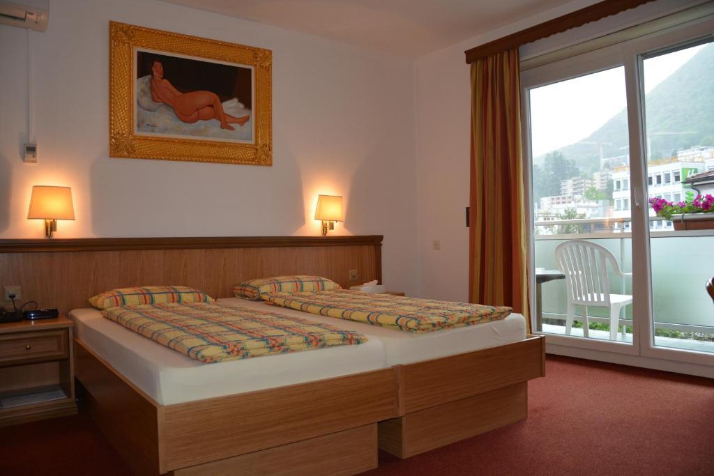 Hotel Dischma - Free Bus And Train Ticket Paradiso Rom bilde
