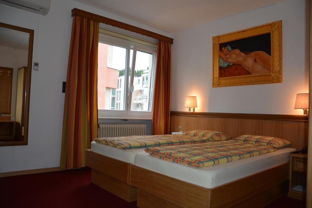 Hotel Dischma - Free Bus And Train Ticket Paradiso Rom bilde