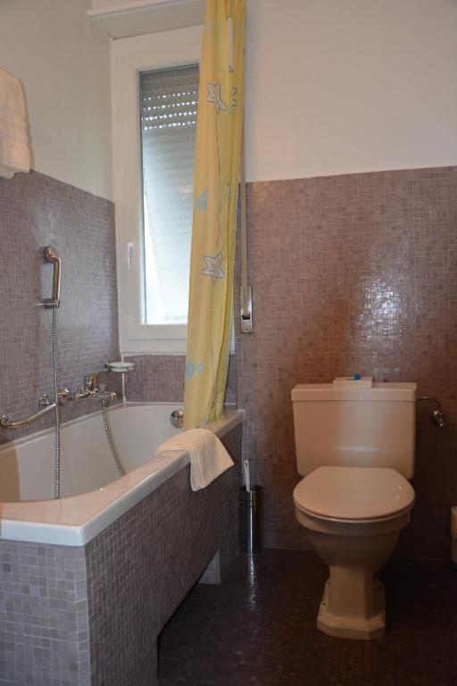 Hotel Dischma - Free Bus And Train Ticket Paradiso Rom bilde