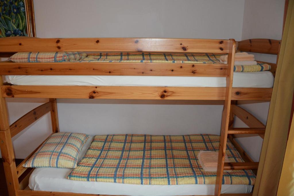 Hotel Dischma - Free Bus And Train Ticket Paradiso Rom bilde